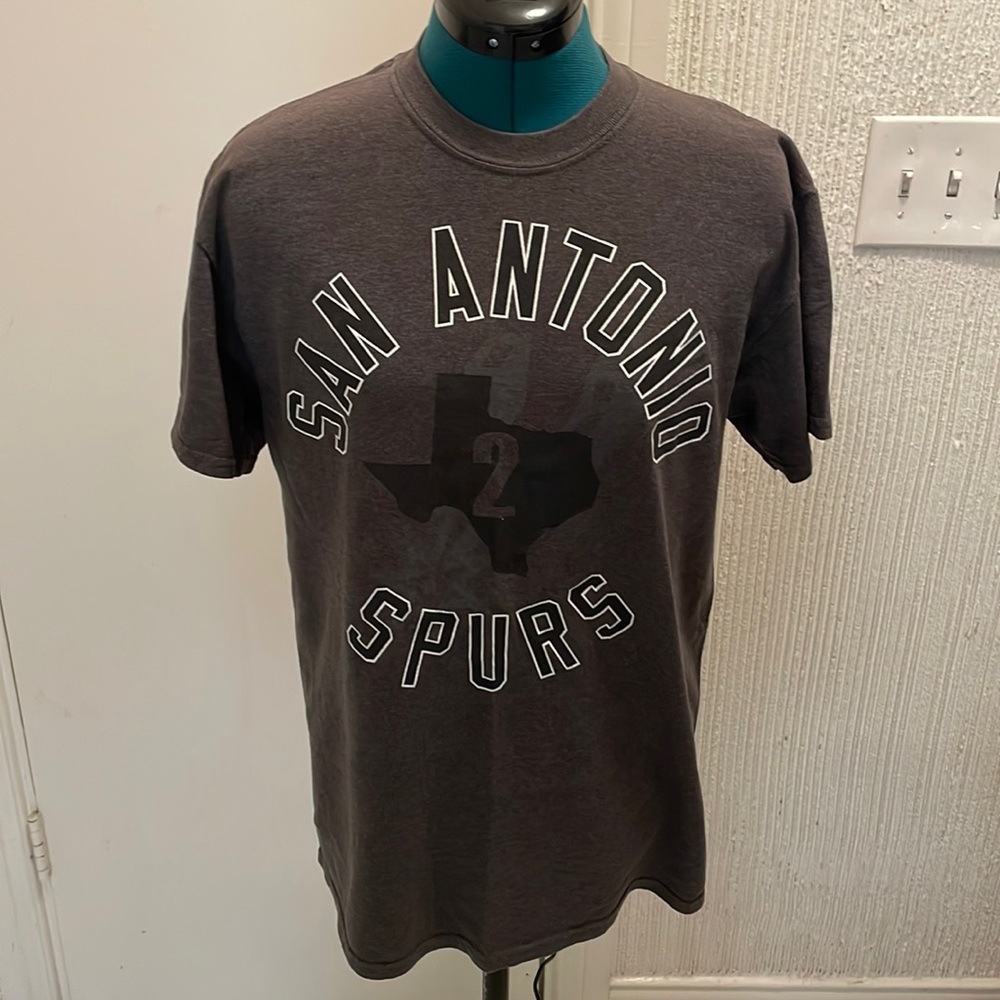 Vintage Grey Kawhi Leonard San Antonio Spurs T-Shirt
